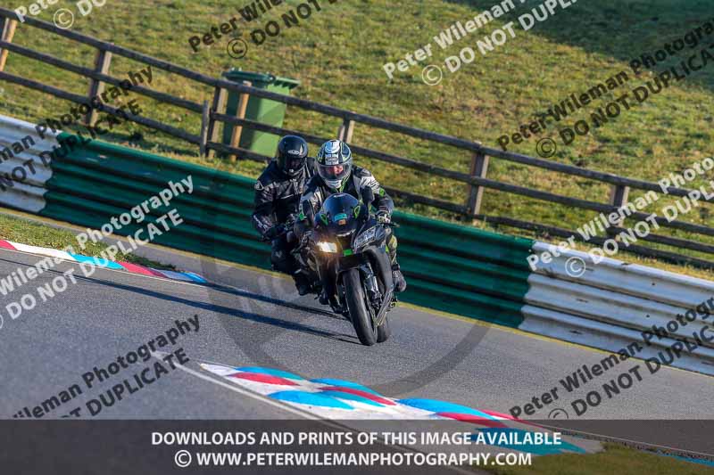 PJM Wedding Photography;enduro digital images;event digital images;eventdigitalimages;mallory park;mallory park photographs;mallory park trackday;mallory park trackday photographs;no limits trackdays;peter wileman photography;racing digital images;trackday digital images;trackday photos